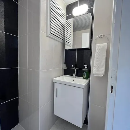 Family In Center Apartman